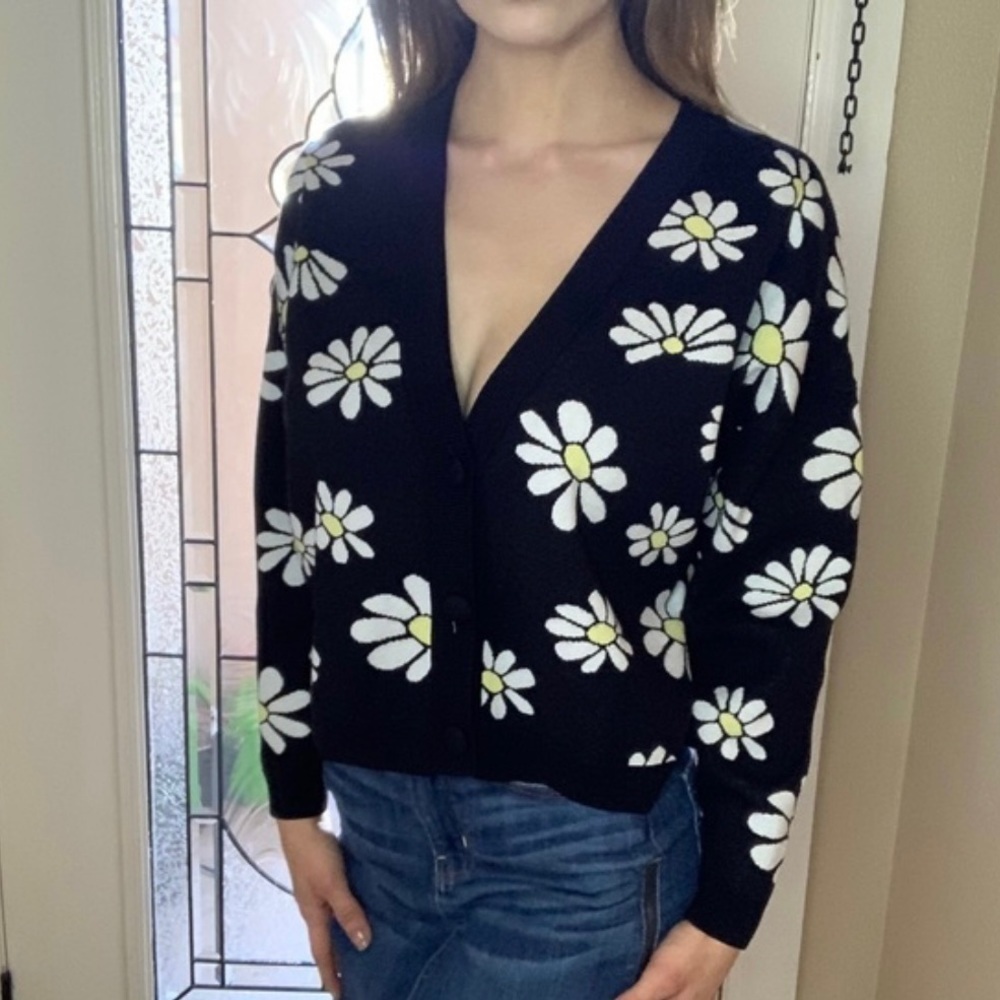 For Love & Lemons Black Daisy Print Sweater Button Oversized Cardigan NEW Large - Picture 2 of 8